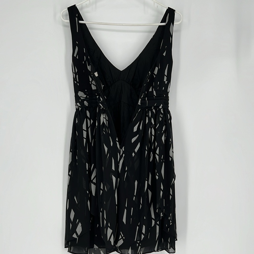 BCBGeneration‎ DRESS - Picture 7 of 10